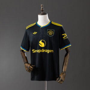 Manchester United 2025/26 Tercera