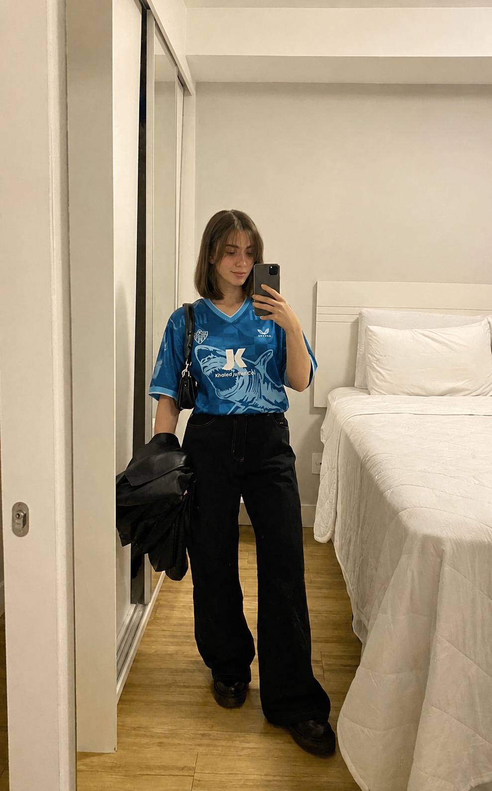 Foto de Javier Torres con su camiseta